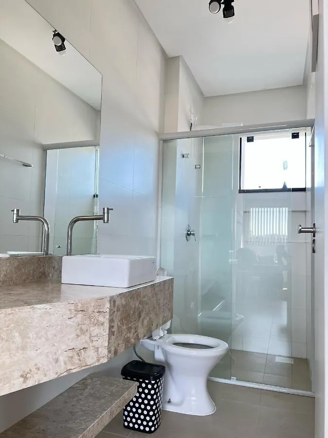 Maravilhoso Apto, A 290 Metros Da Praia Do Canto Grande! Lindo! Bombinhas Apartamento